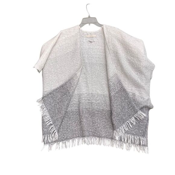 AE Relax Gray Open Poncho Knit Sweater Color Block Fringe Hem One Size Cardigan - Picture 2 of 7